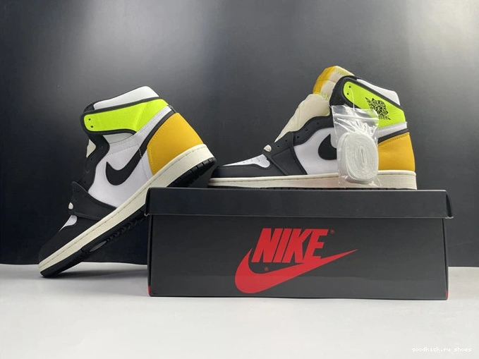 3736 555088- Gold Volt University Refined Jordan1 Black White 1026